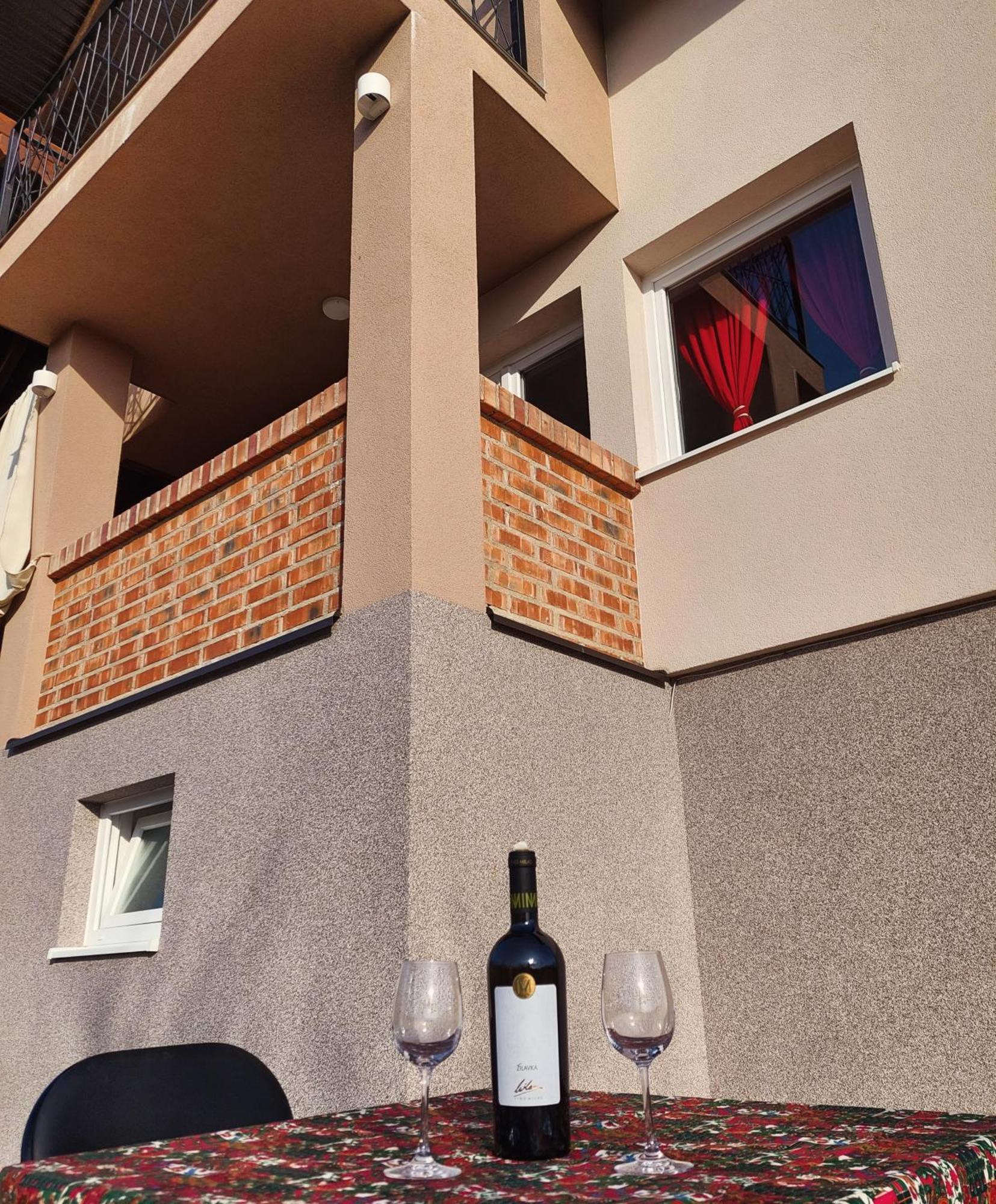 Vikendica Villa Ramona บันยาลูกา ภายนอก รูปภาพ
