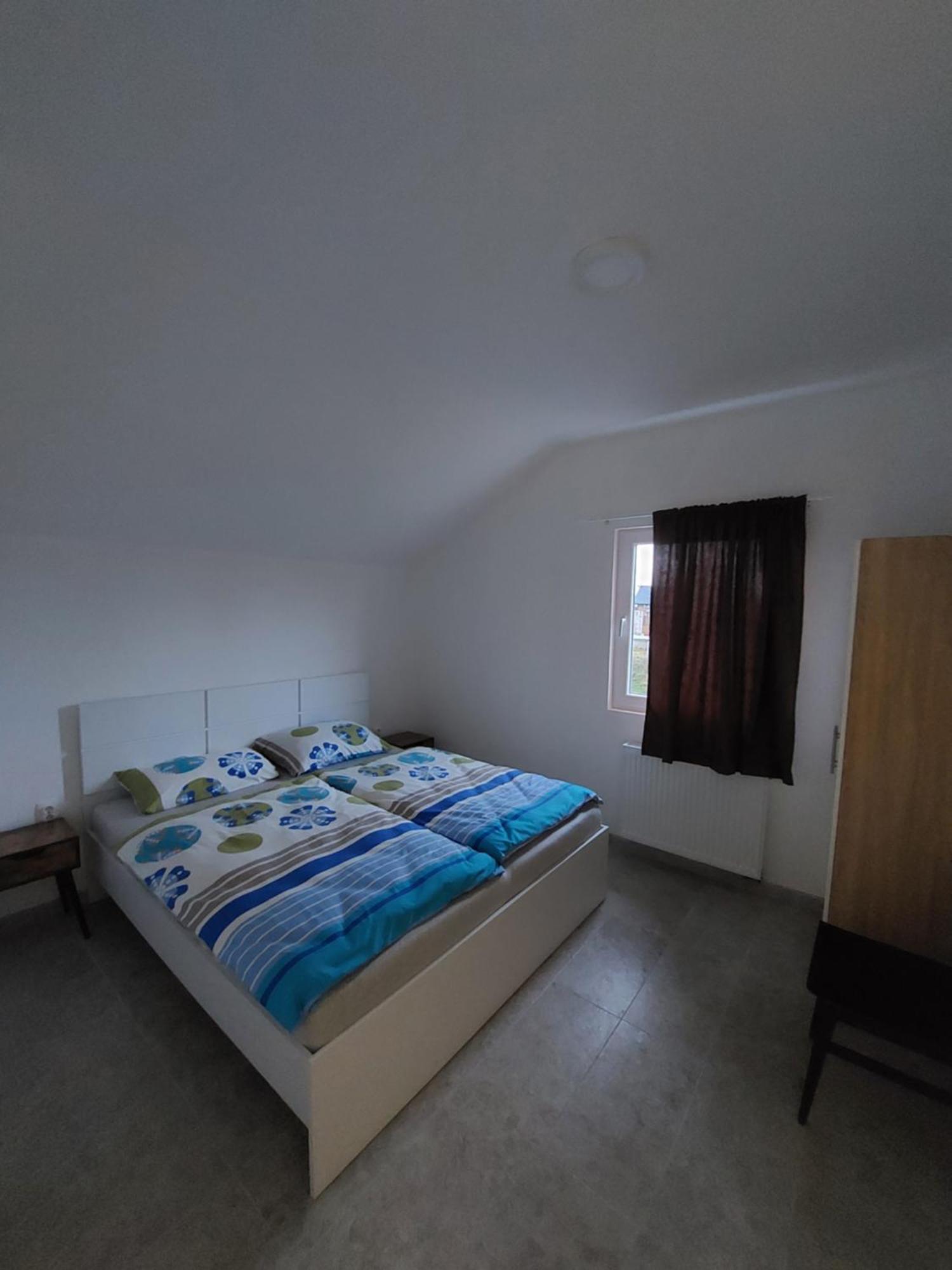 Vikendica Villa Ramona บันยาลูกา ภายนอก รูปภาพ