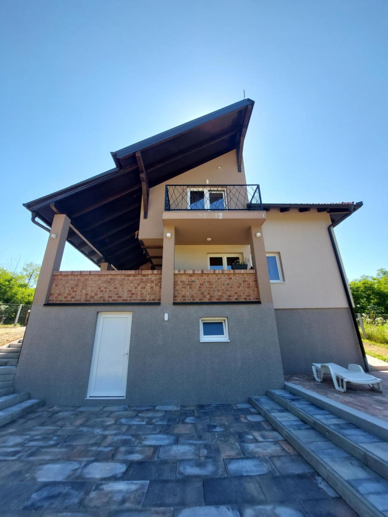 Vikendica Villa Ramona บันยาลูกา ภายนอก รูปภาพ