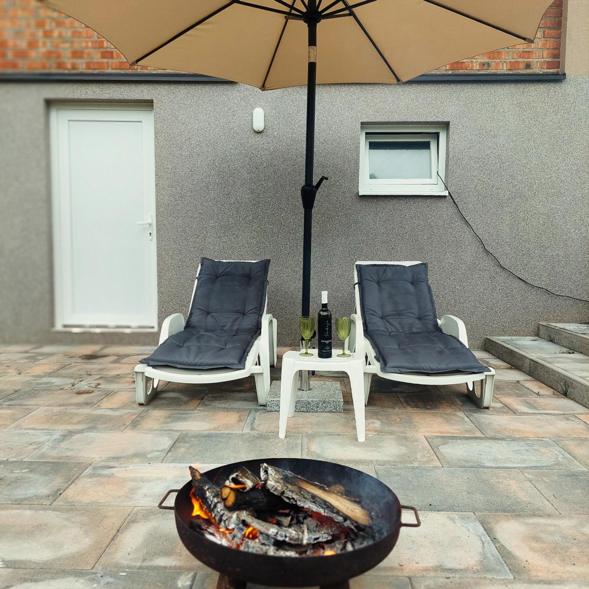 Vikendica Villa Ramona บันยาลูกา ภายนอก รูปภาพ