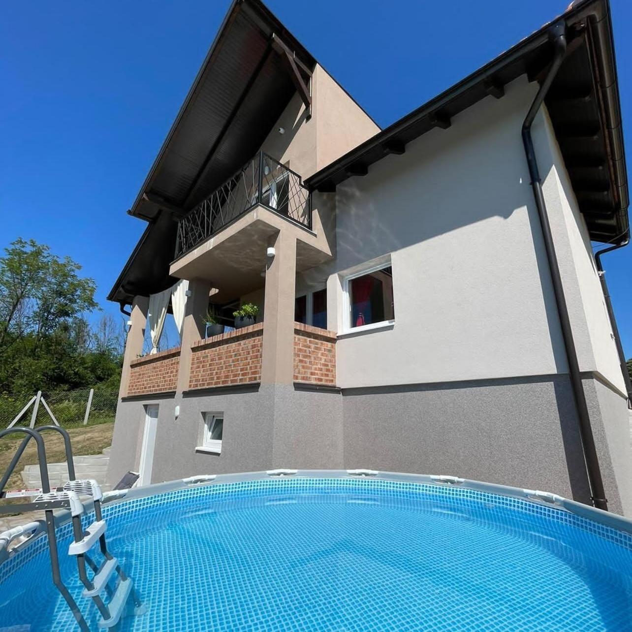 Vikendica Villa Ramona บันยาลูกา ภายนอก รูปภาพ