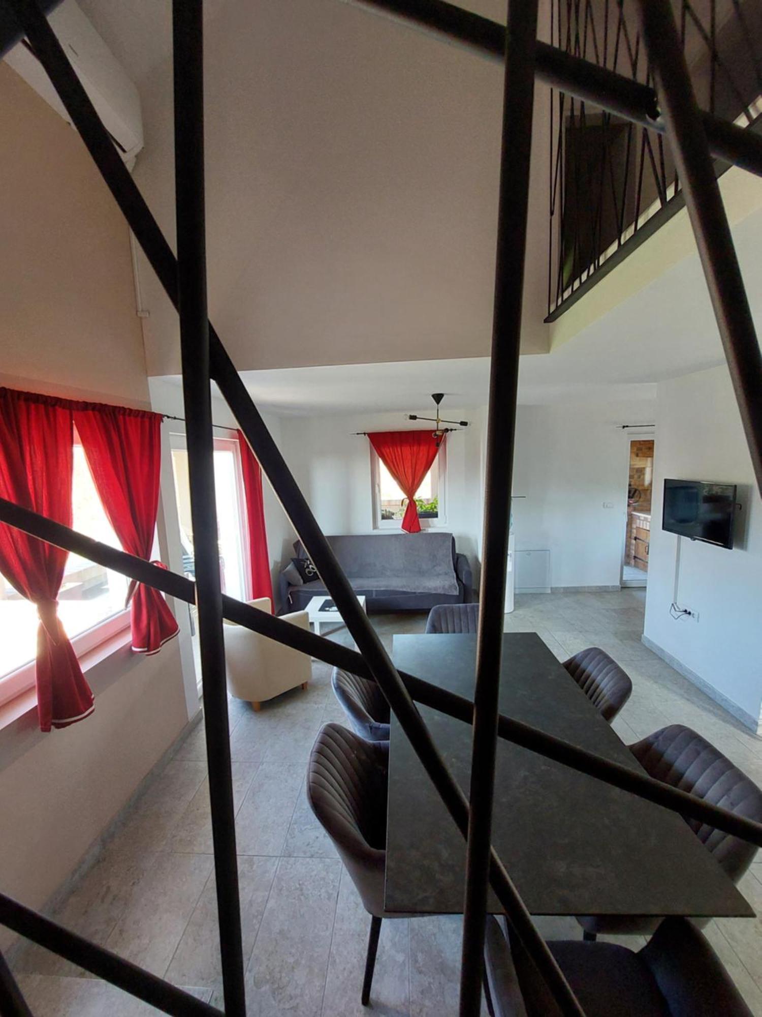 Vikendica Villa Ramona บันยาลูกา ภายนอก รูปภาพ